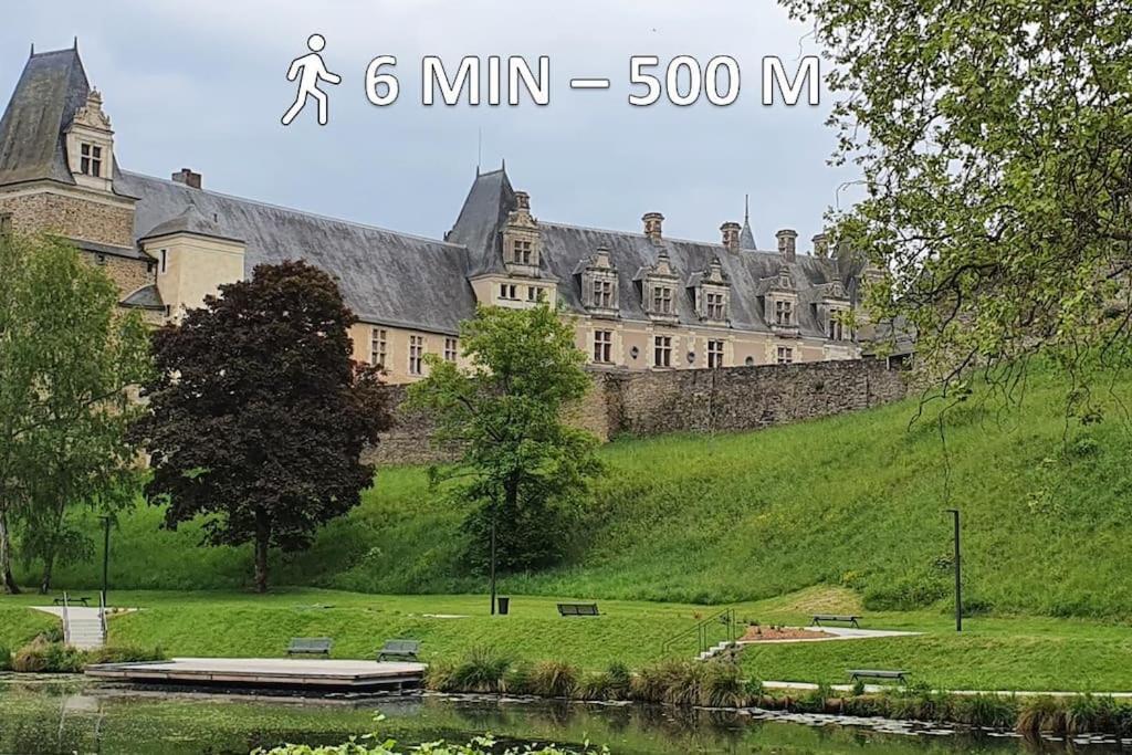Apartament Minuit A Paris - Wifi Fibre/Linge/Parking Châteaubriant Zewnętrze zdjęcie