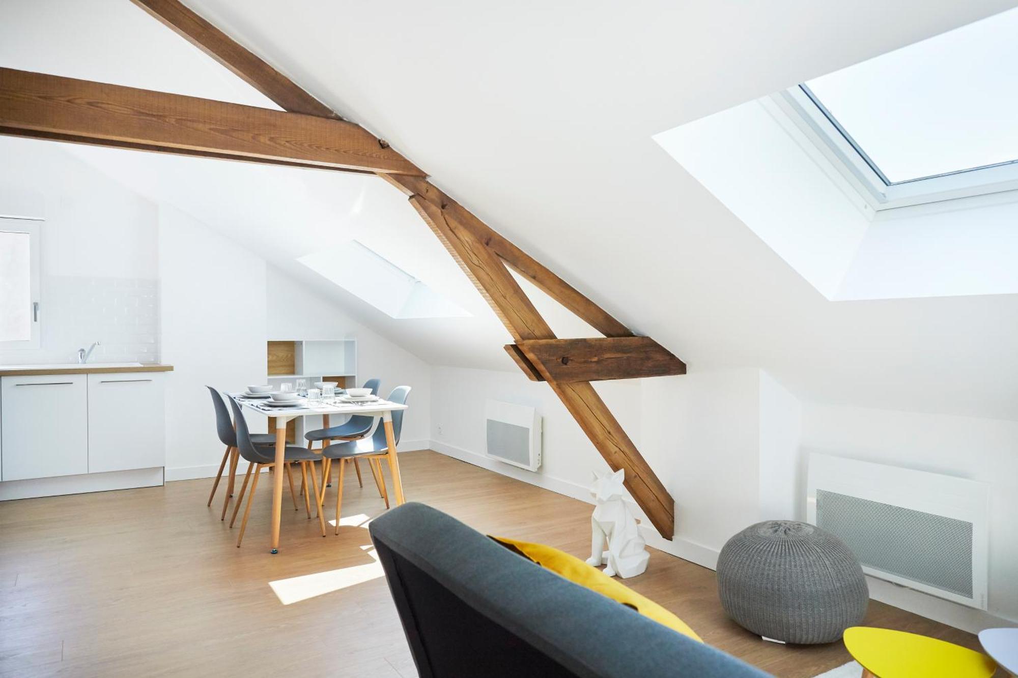 Apartament Minuit A Paris - Wifi Fibre/Linge/Parking Châteaubriant Zewnętrze zdjęcie