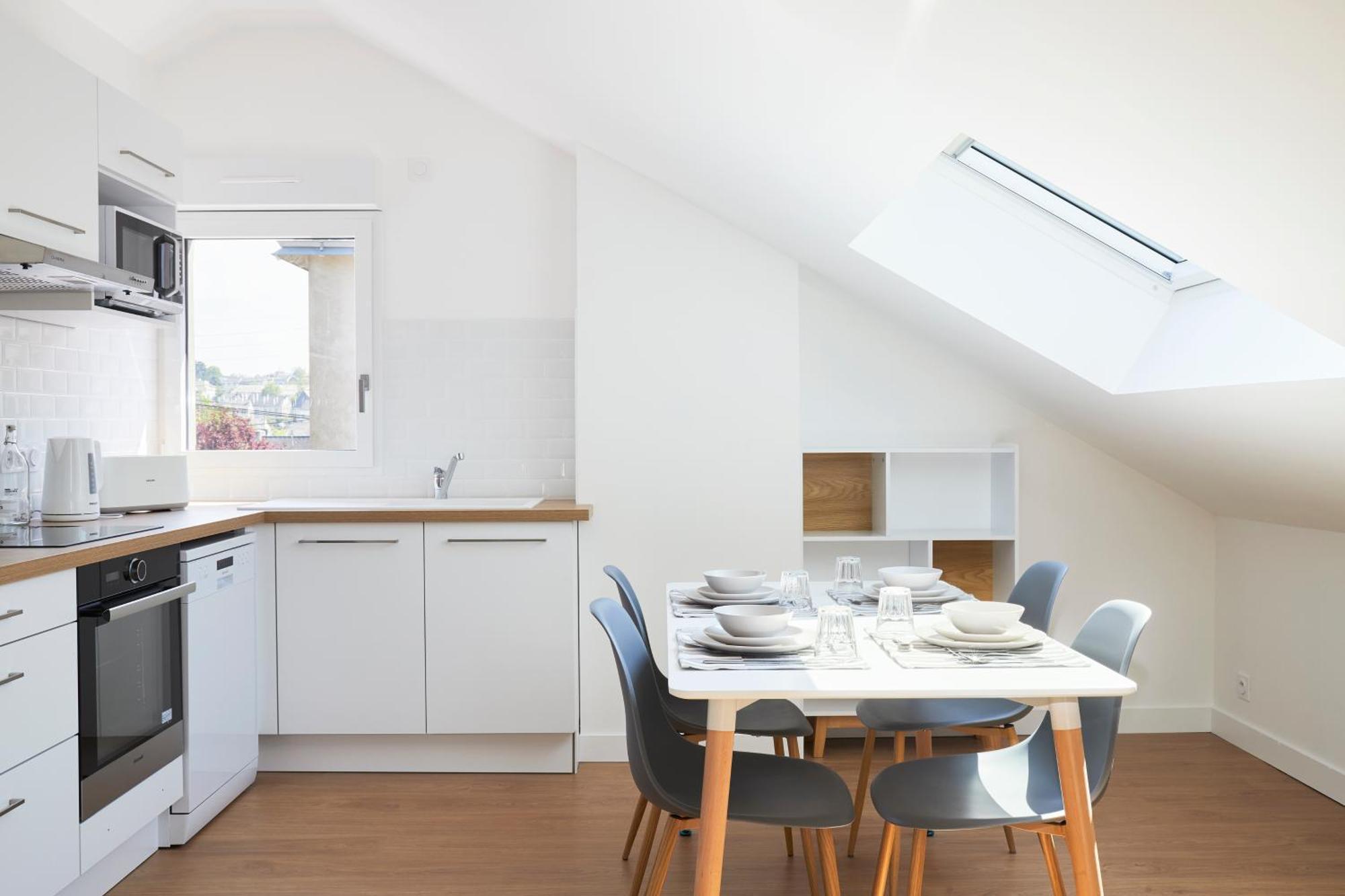 Apartament Minuit A Paris - Wifi Fibre/Linge/Parking Châteaubriant Zewnętrze zdjęcie